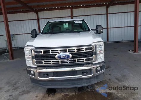 2025 Ford F-250 Xlt из США, поврежденный, VIN 1FT7W2BT4SED33209